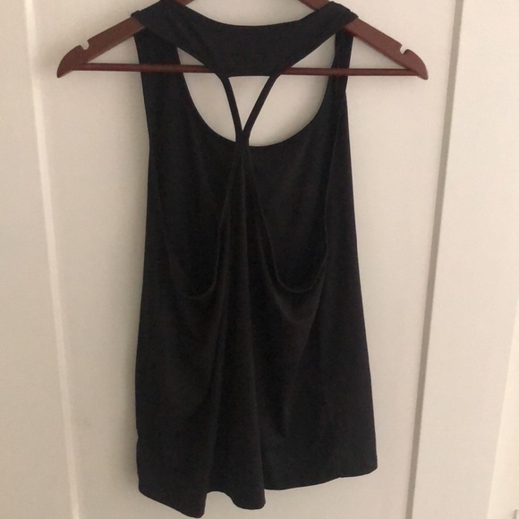 “Challenge Accepted” champion loose fit tank - Picture 5 of 5